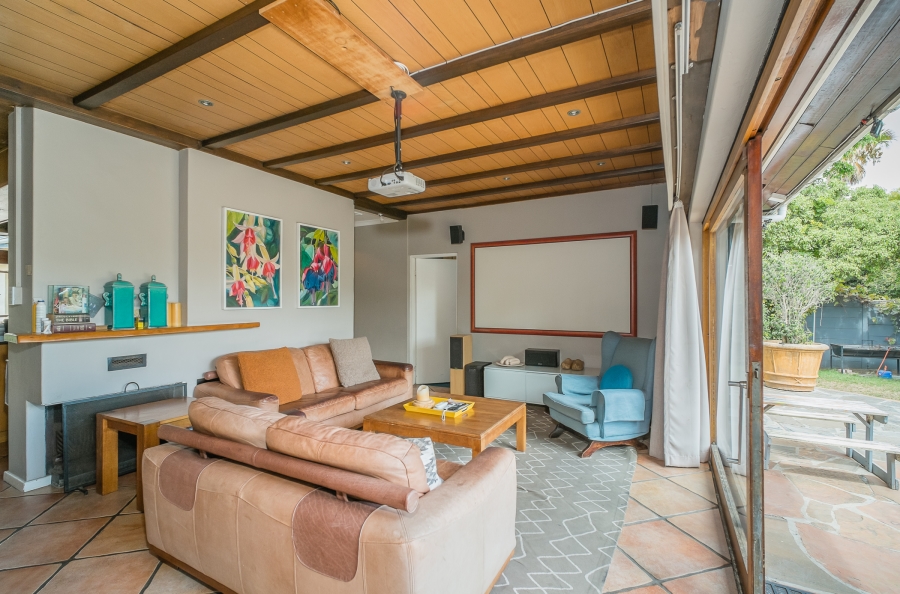 4 Bedroom Property for Sale in Edgemead Western Cape